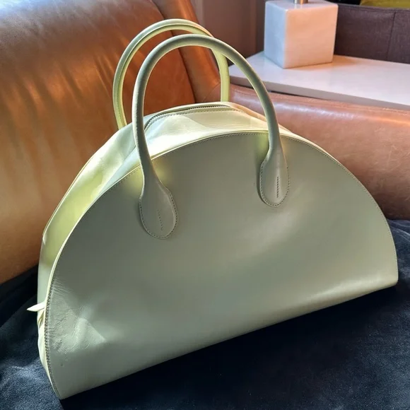 Calvin Klein runway designer collection leather yellow bowling bag studio luxury - Picture 3 of 17